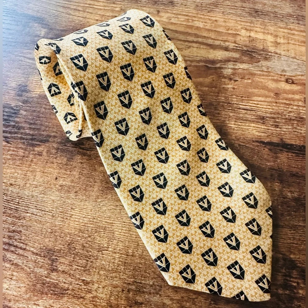 Cornell California Men’s Silk Tie - Geometric Print